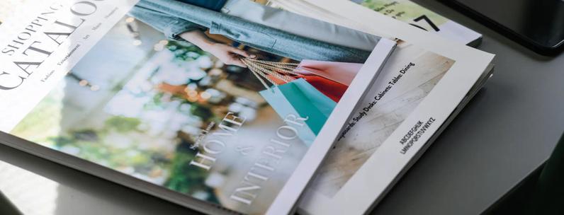 フリーペーパーの作り方5ステップ|費用の目安や作成ソフトも解説